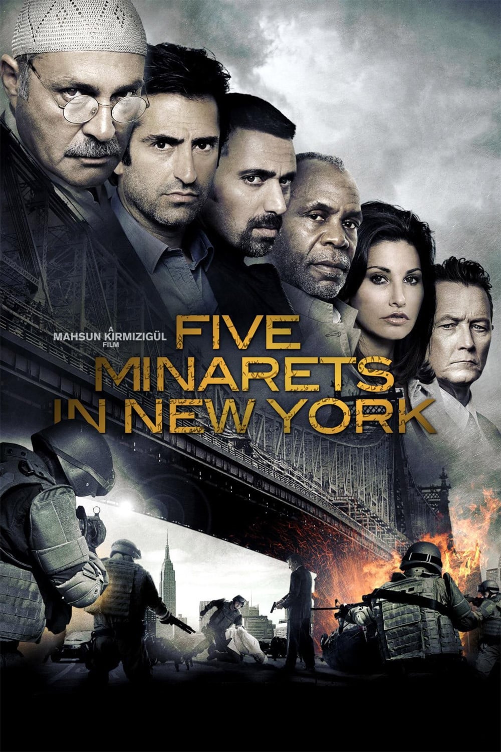 Постер Five Minarets in New York
